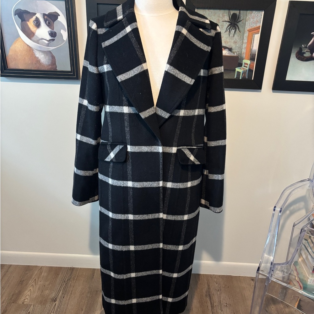 Sosken Black and White Plaid Women's Coat size 2